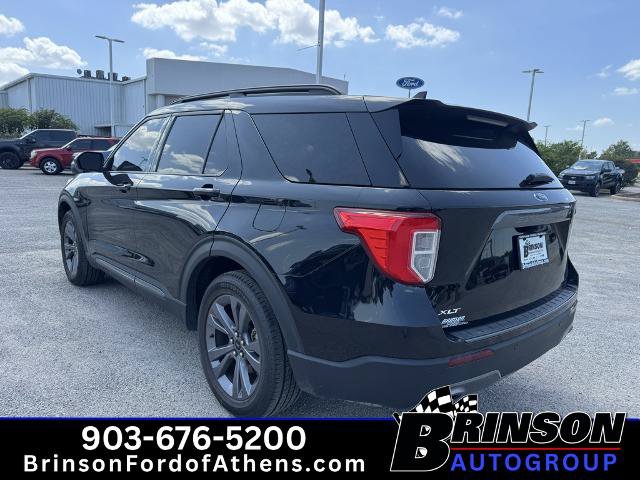 Certified 2023 Ford Explorer XLT w/ Equipment Group 202A RWD image 7