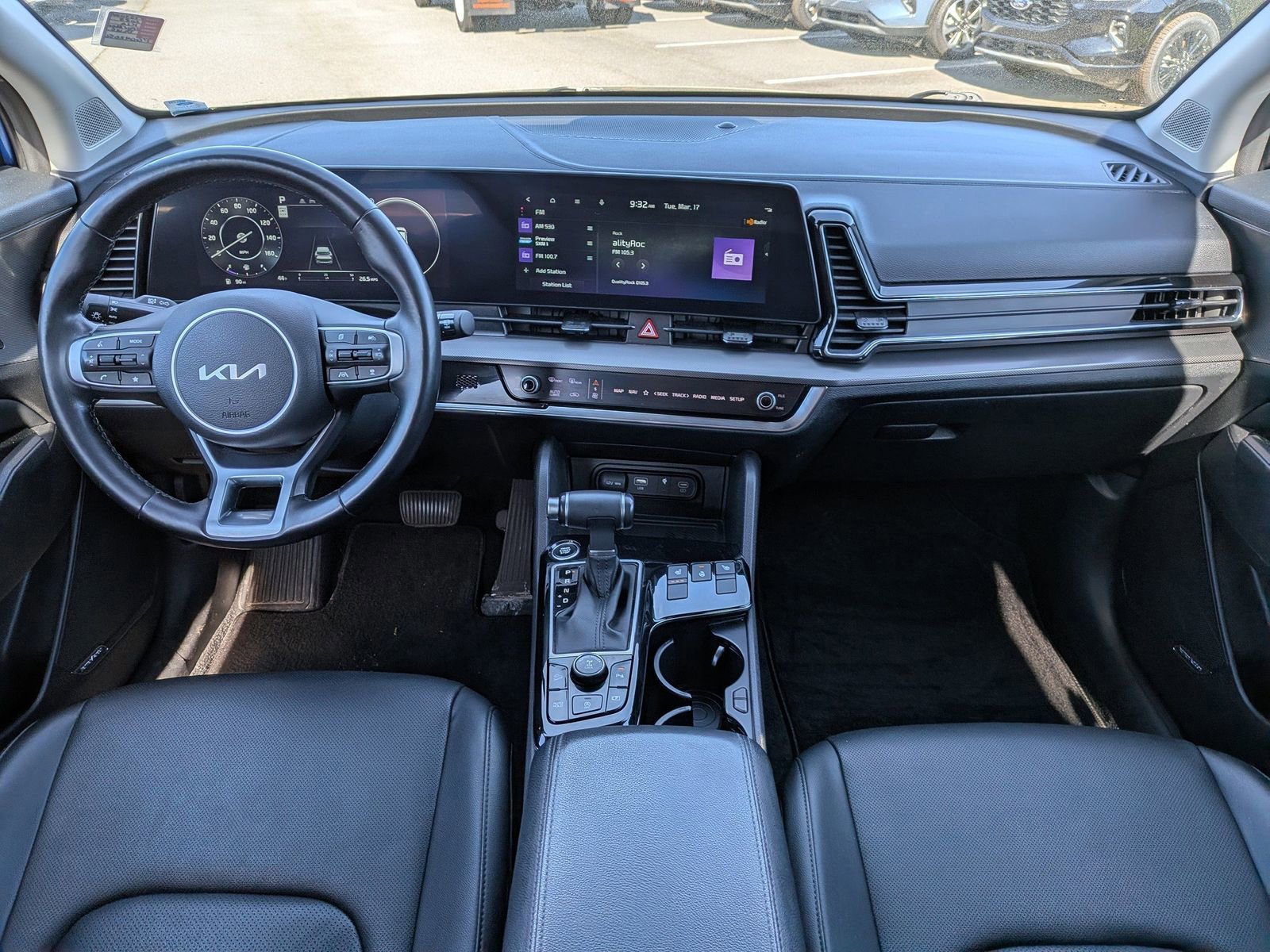 Used 2023 Kia Sportage SX image 9