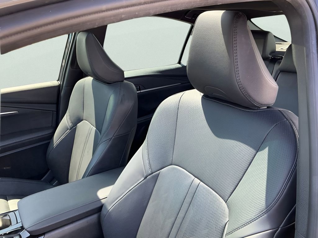 Used 2025 Toyota Camry XSE FWD image 36