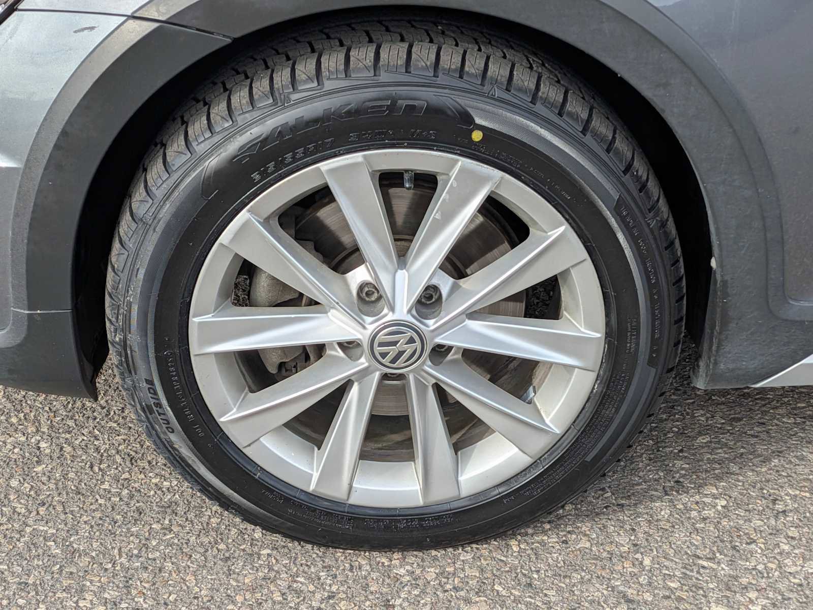 Used 2019 Volkswagen Golf Alltrack S image 13