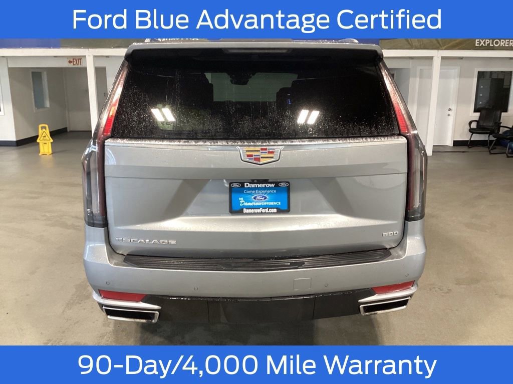 Used 2023 Cadillac Escalade Premium Luxury Platinum image 4