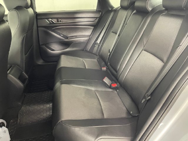 Used 2019 Honda Accord Sport image 16