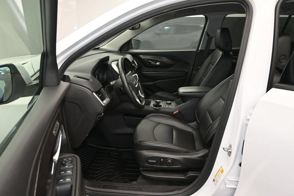 Used 2024 GMC Terrain SLT AWD/4WD image 13