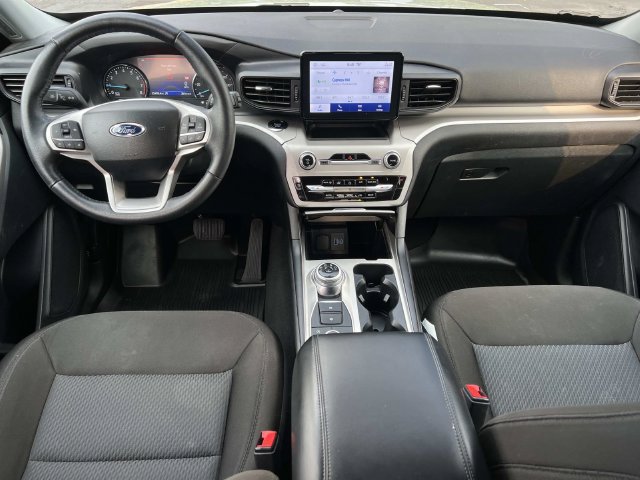 Certified 2024 Ford Explorer XLT AWD/4WD image 14