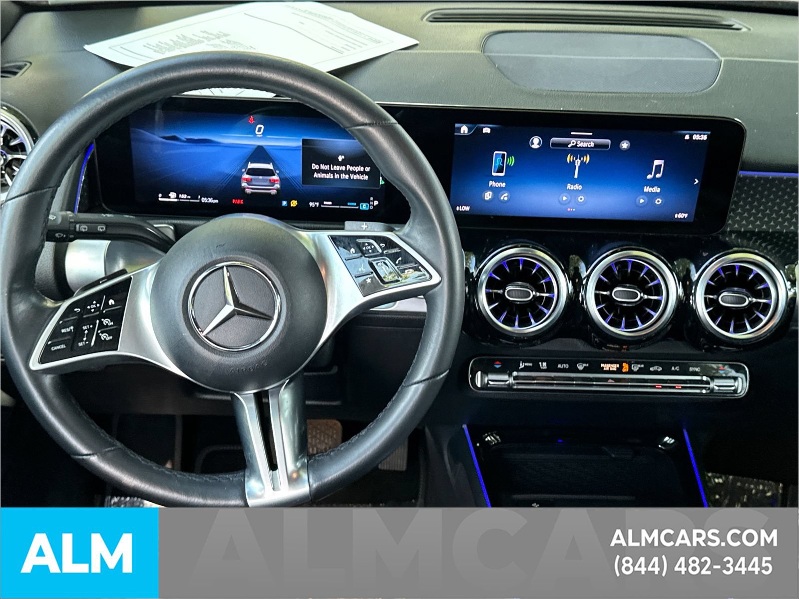 Used 2025 Mercedes-Benz GLB 250 image 27