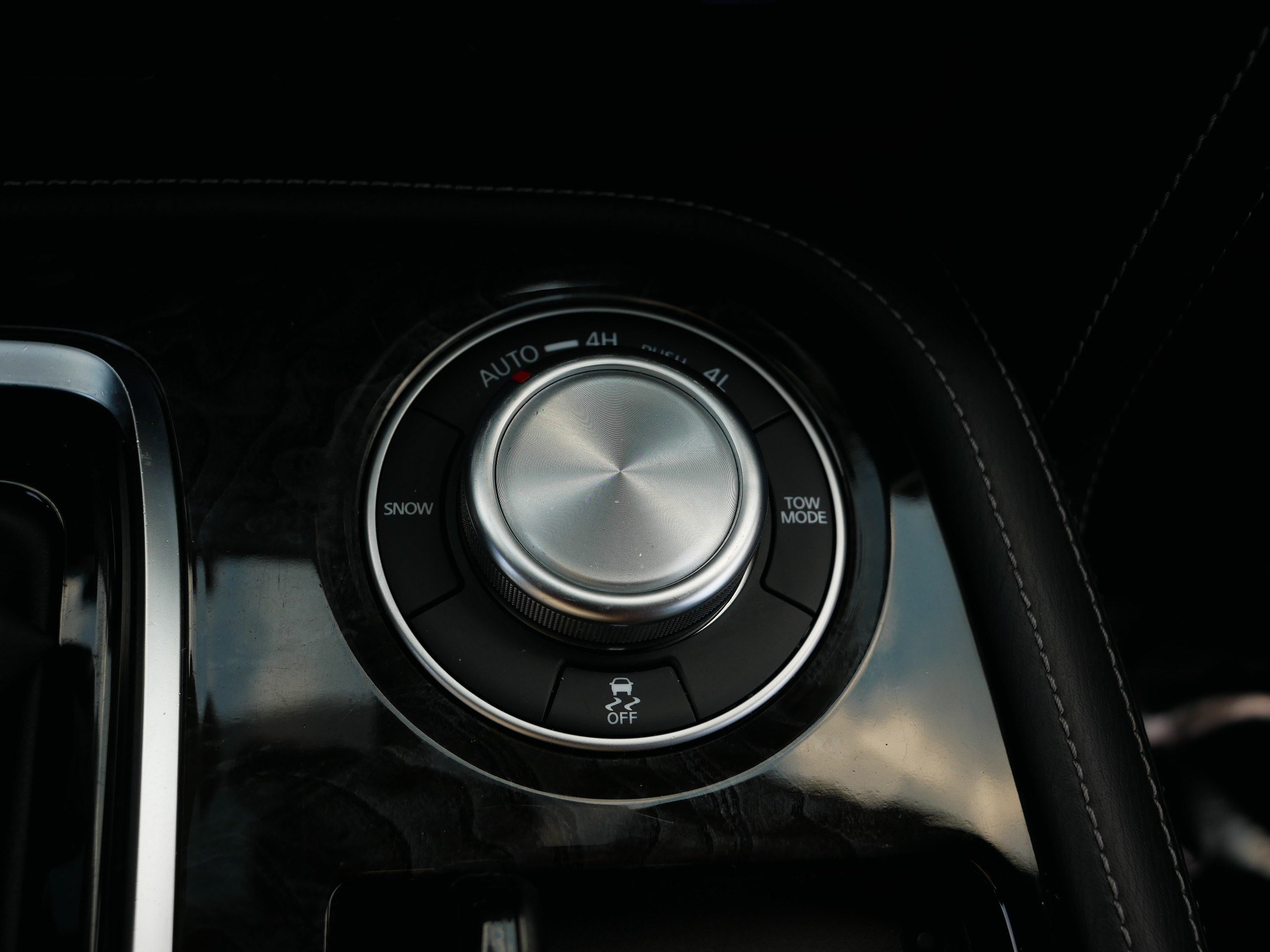 Used 2023 INFINITI QX80 Luxe AWD/4WD image 31