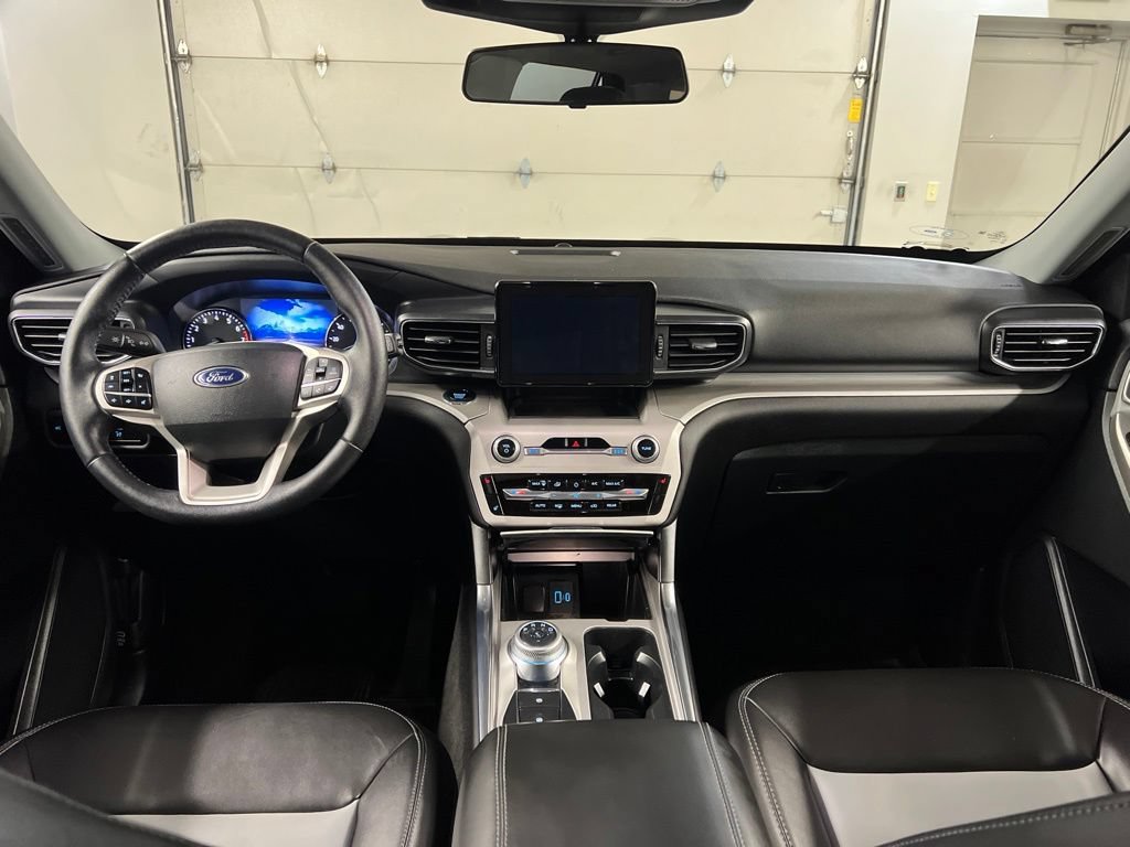Certified 2023 Ford Explorer XLT AWD/4WD image 8