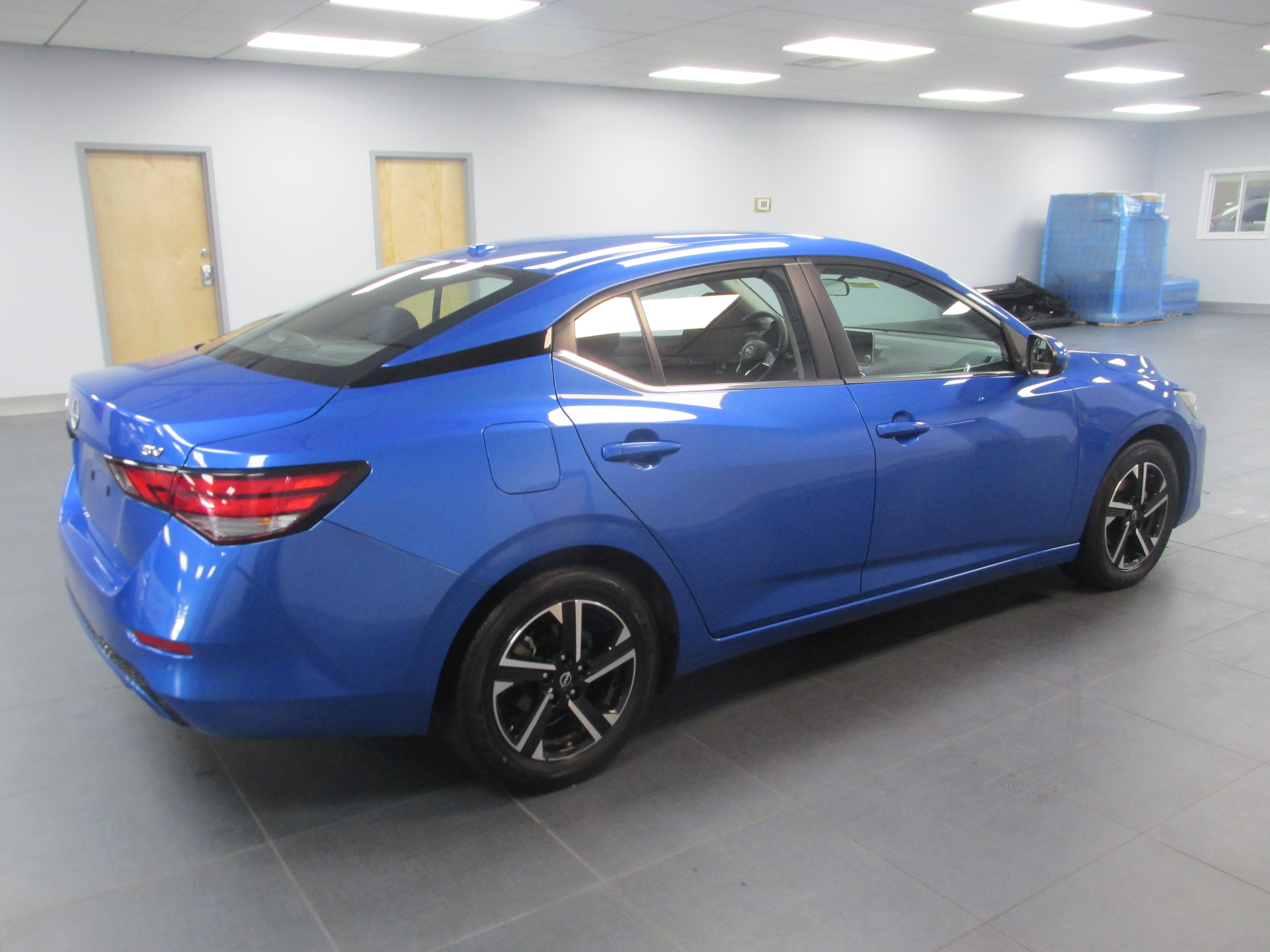 Used 2024 Nissan Sentra SV FWD image 4