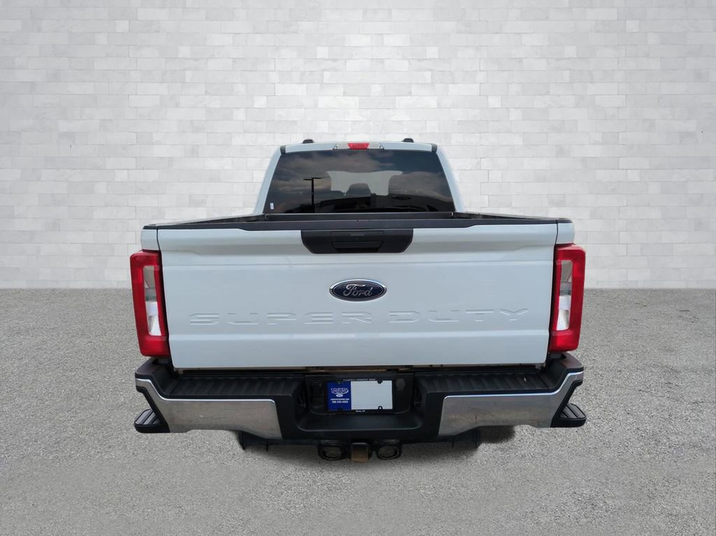 Certified 2024 Ford F250 XLT image 5