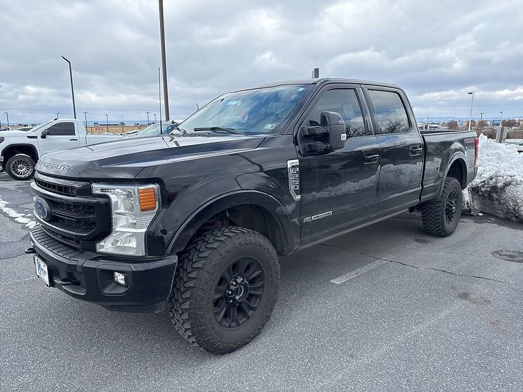 Certified 2022 Ford F250 Lariat w/ Tremor Off-Road Package image 2