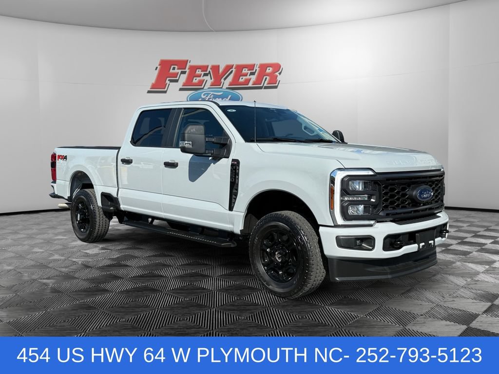 Certified 2025 Ford F250 XL w/ STX Appearance Package AWD/4WD image 7