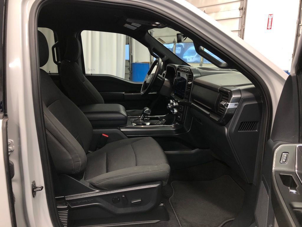 Certified 2023 Ford F150 XLT w/ Equipment Group 302A High image 27