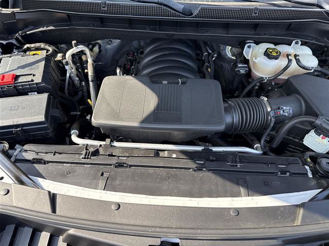 Used 2023 Chevrolet Tahoe Premier AWD/4WD image 31