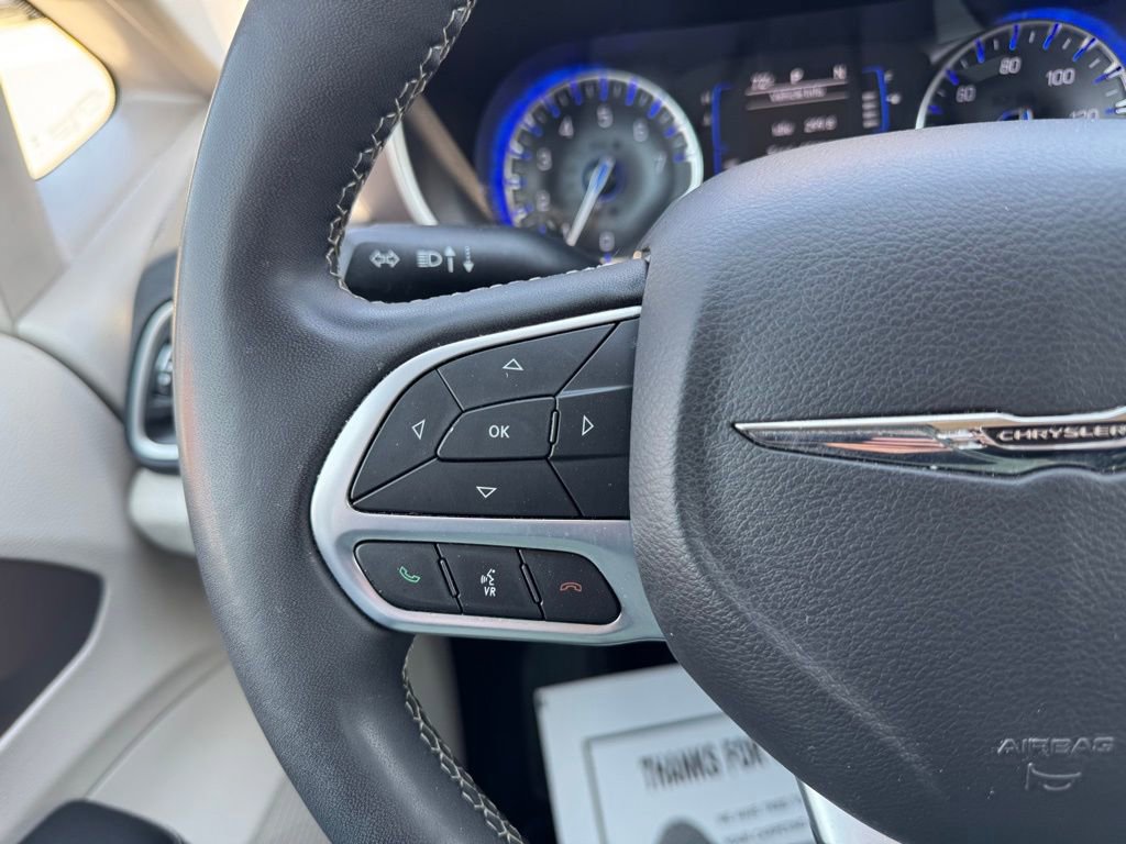 Used 2023 Chrysler Voyager LX FWD image 16