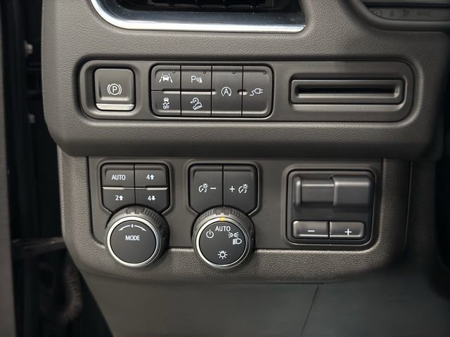 Used 2022 Chevrolet Tahoe Z71 w/ Max Trailering Package image 15