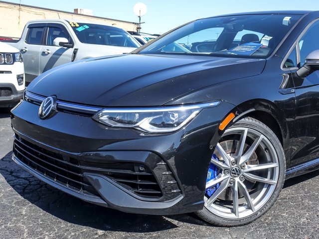Used 2024 Volkswagen Golf R AWD/4WD image 2