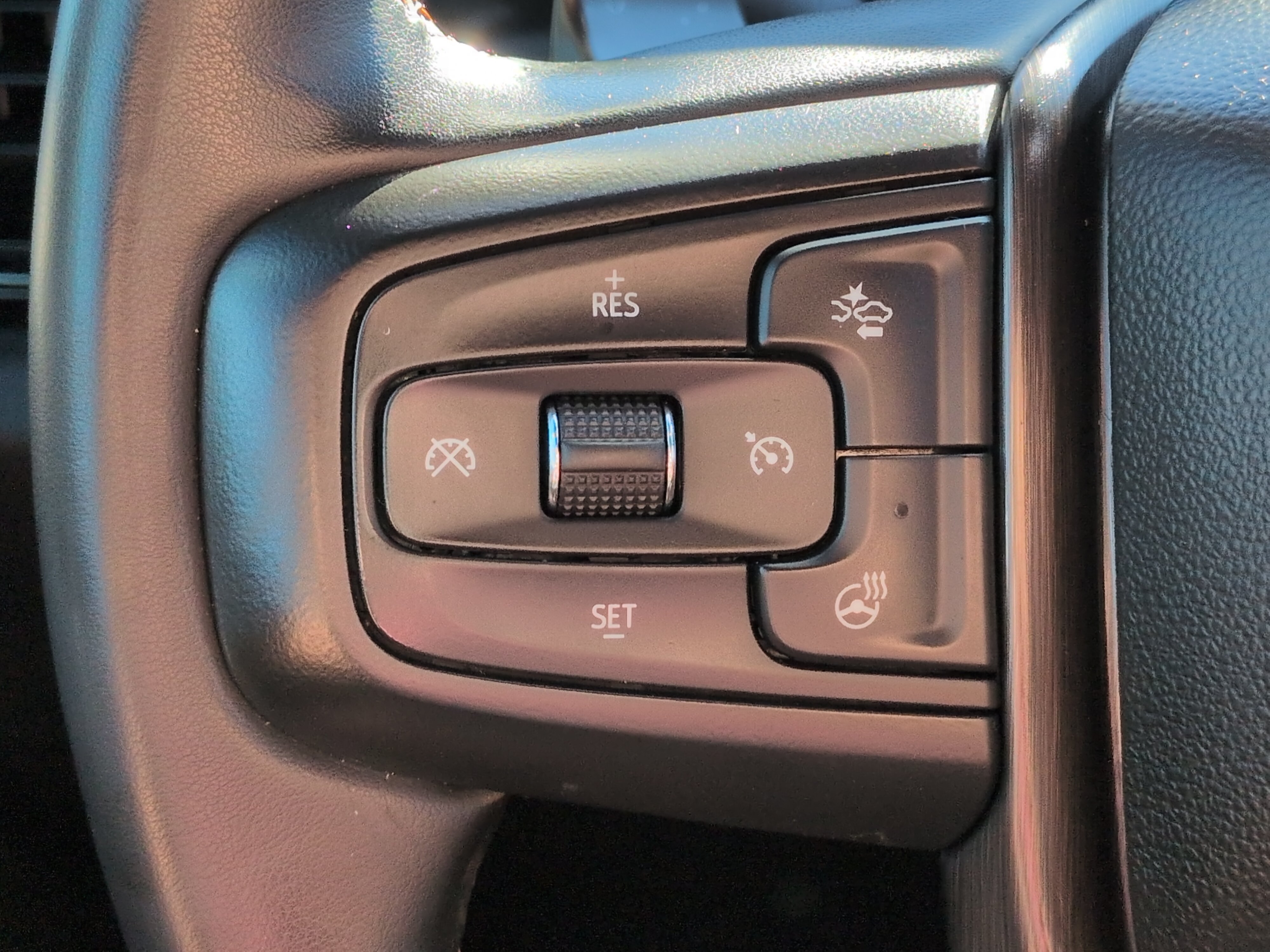 Used 2023 GMC Sierra 1500 AT4 w/ Technology Package AWD/4WD image 24