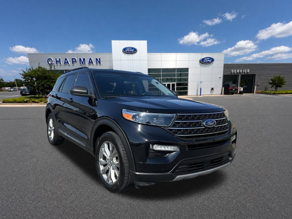 Certified 2023 Ford Explorer XLT w/ Equipment Group 202A AWD/4WD image 7