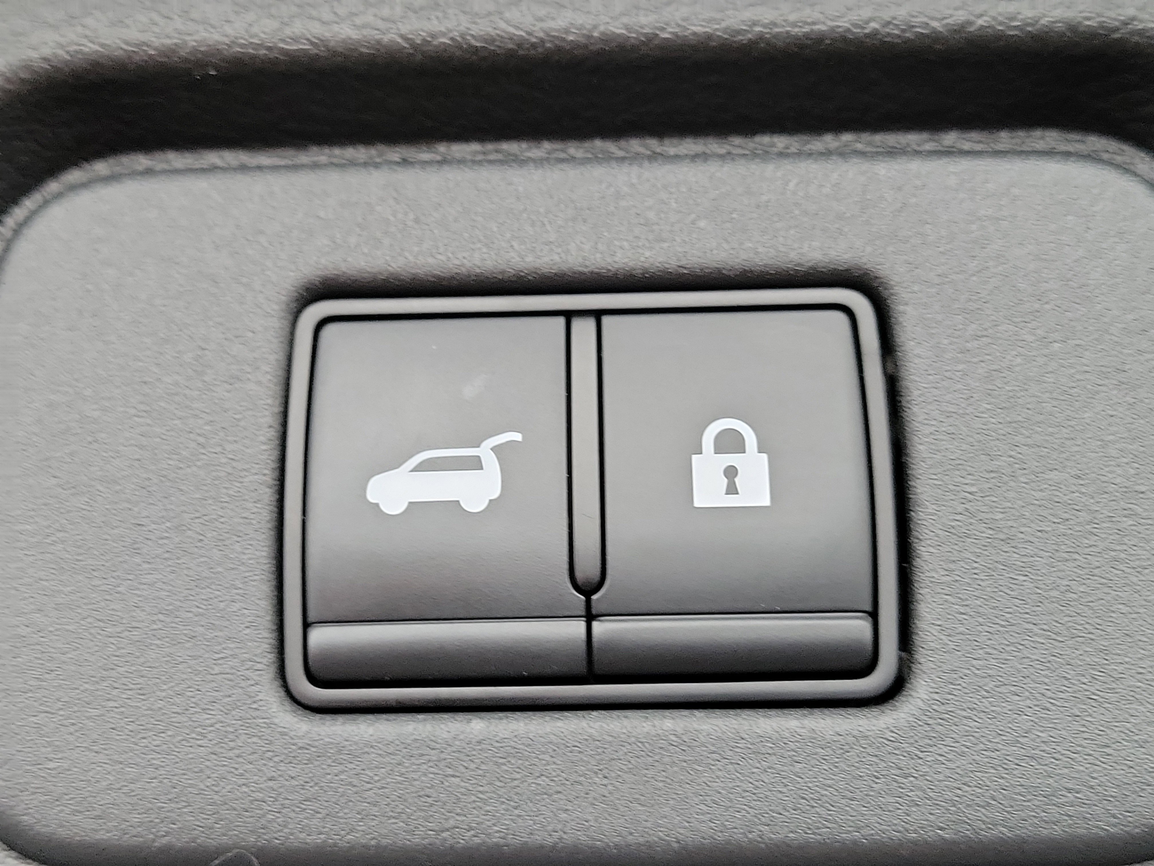 Used 2023 Nissan Rogue Platinum w/ Platinum Premium Package image 8