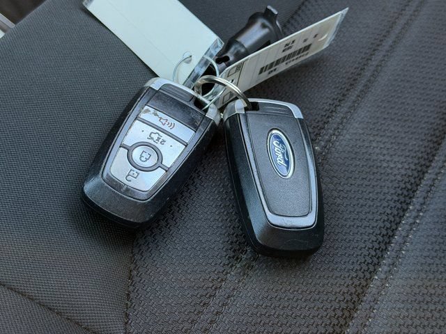Certified 2020 Ford Fusion SE FWD image 34