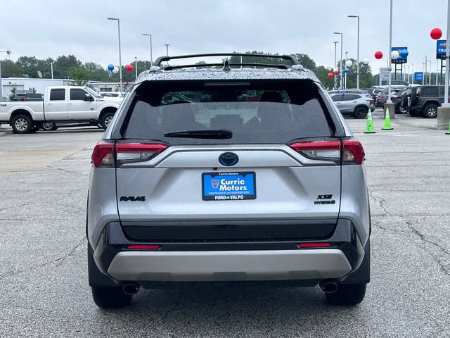 Used 2024 Toyota RAV4 XSE w/ Weather Package AWD/4WD image 6
