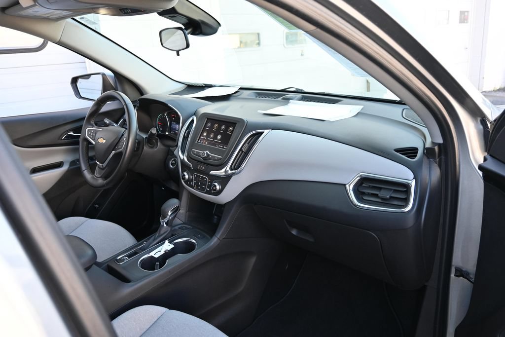 Used 2023 Chevrolet Equinox LT w/ Driver Convenience Package AWD/4WD image 22