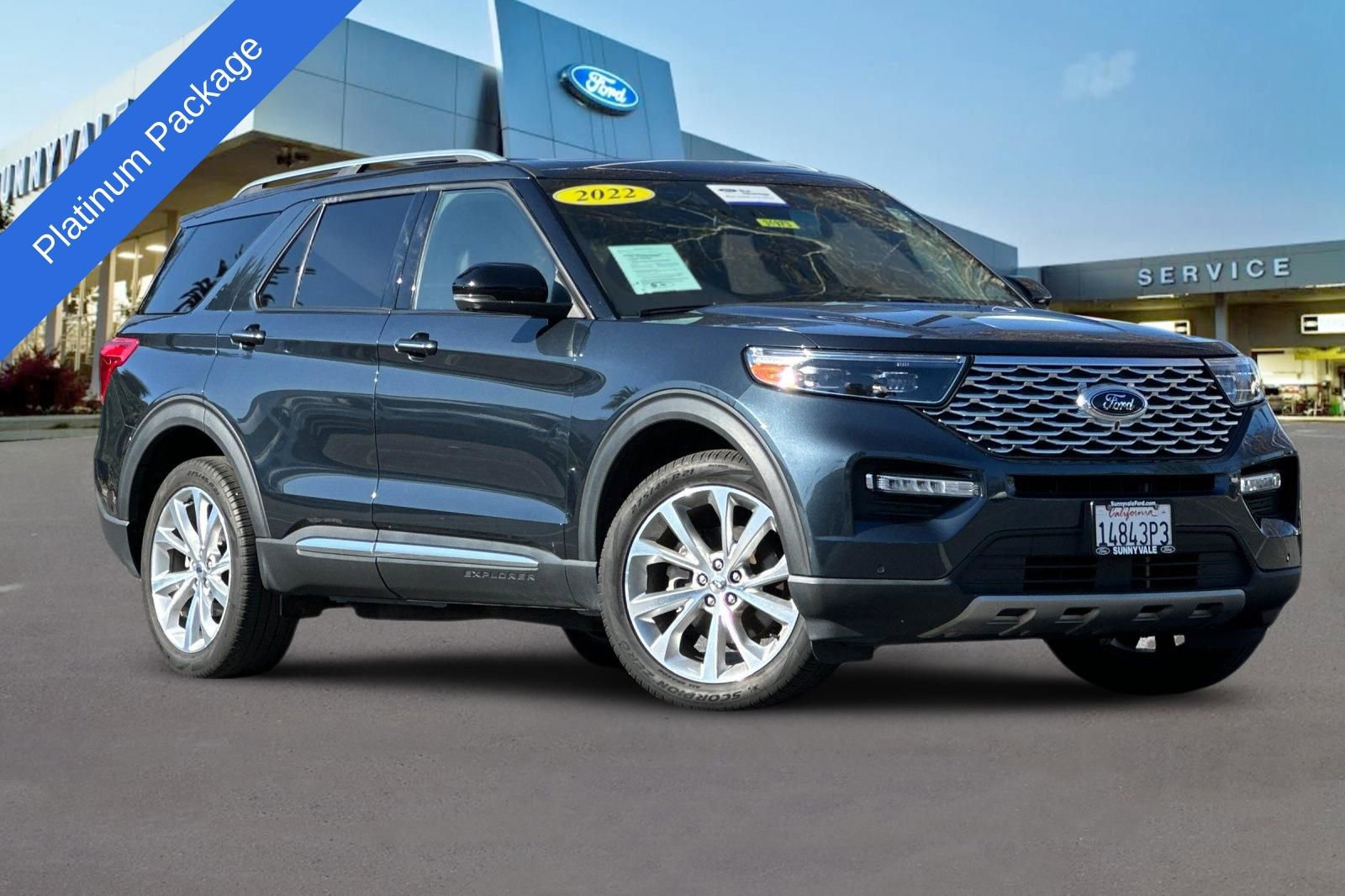 Certified 2022 Ford Explorer Platinum w/ Equipment Group 601A image 9