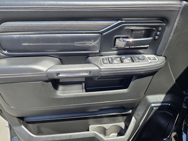 Used 2022 RAM 3500 Limited AWD/4WD image 17
