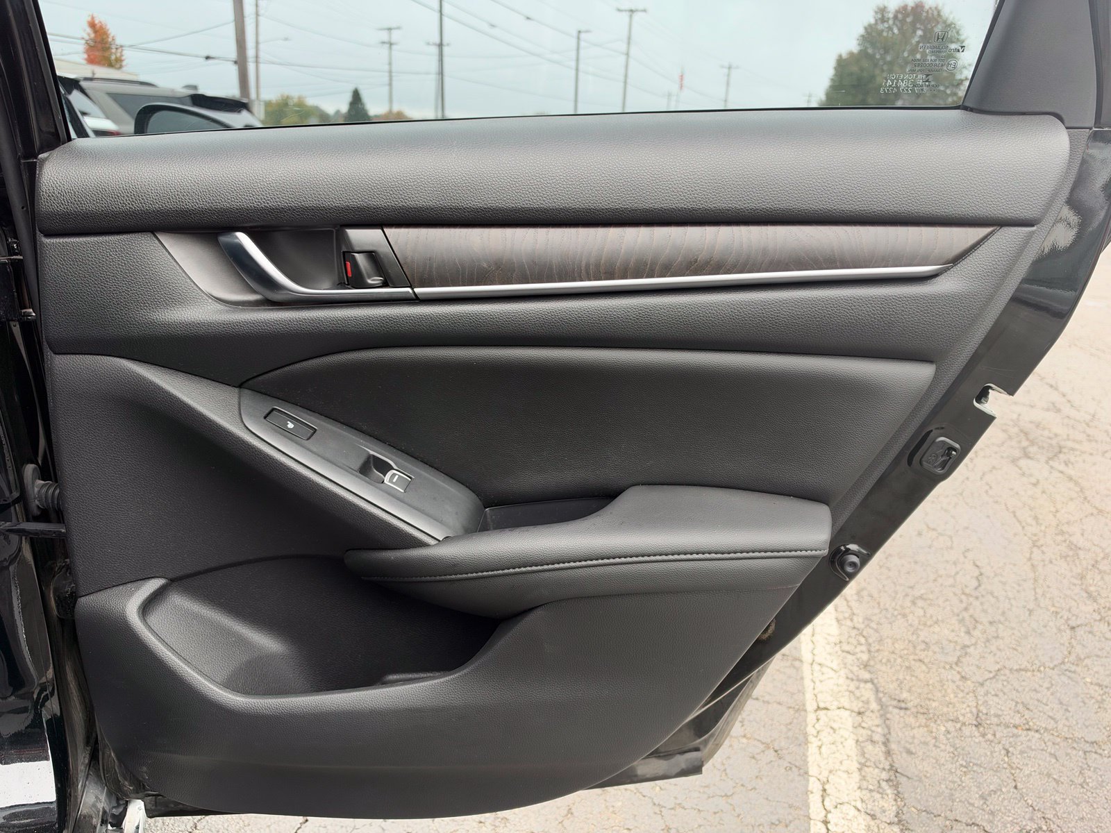 Used 2020 Honda Accord Touring image 29