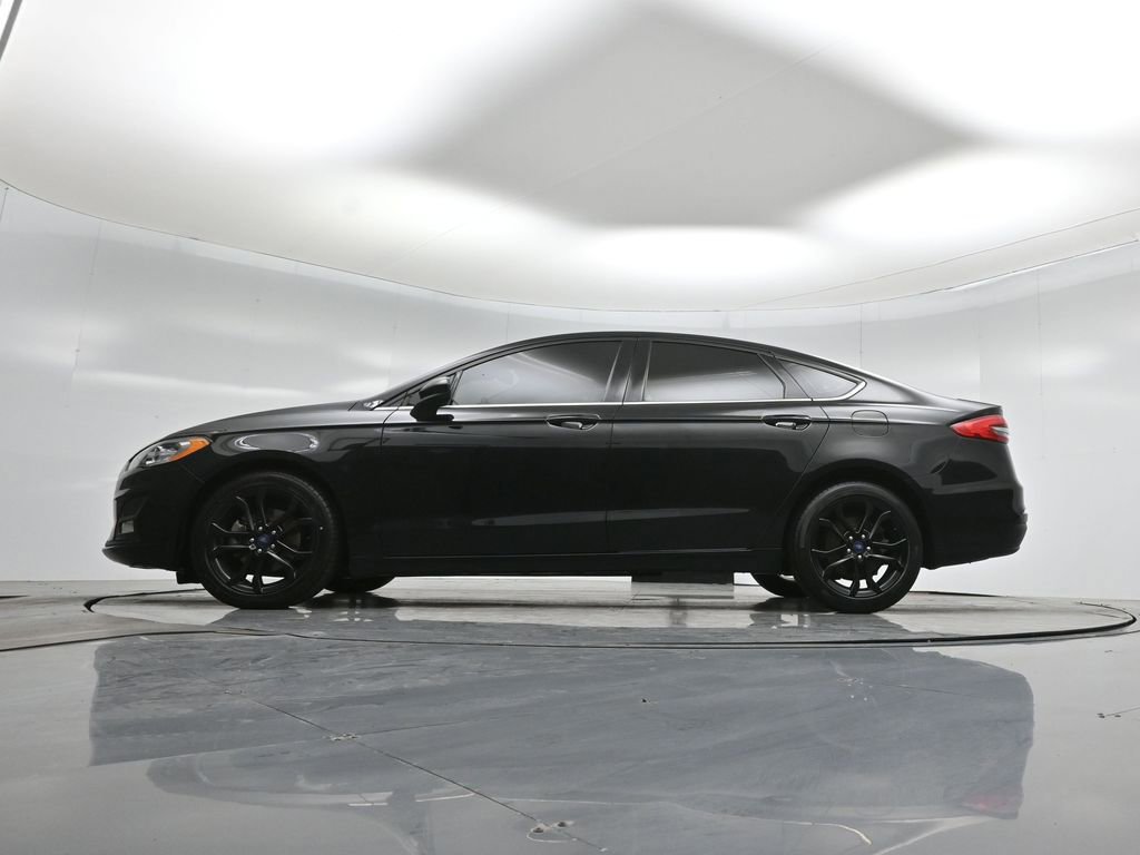 Certified 2020 Ford Fusion SE w/ Equipment Group 151A image 23