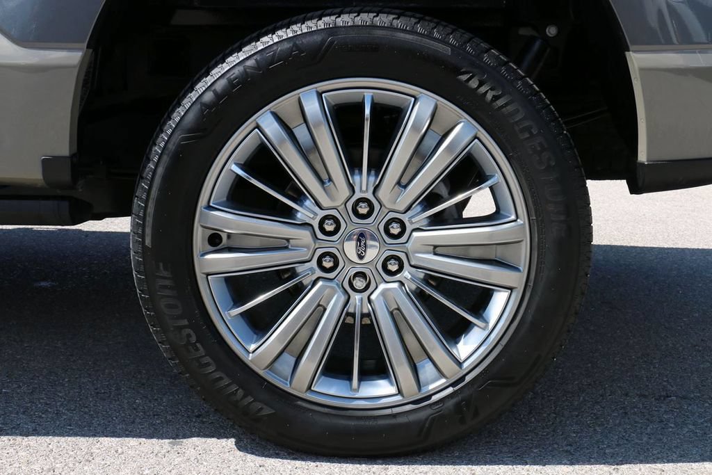 Certified 2025 Ford F150 Platinum w/ Equipment Group 703A Plus AWD/4WD image 9