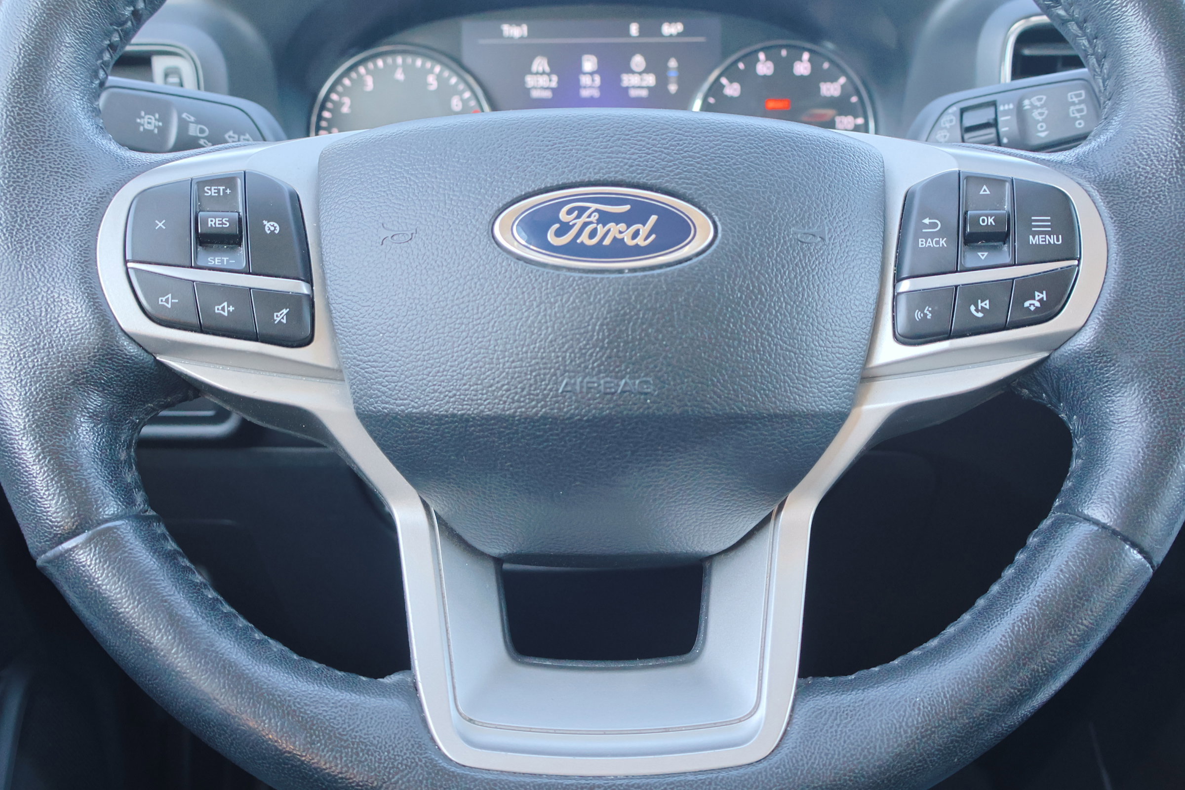 Certified 2022 Ford Explorer XLT w/ Equipment Group 202A image 19