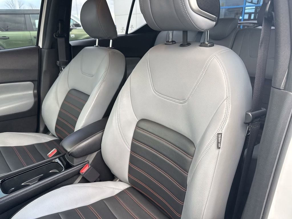 Used 2022 Nissan Kicks SR w/ Premium Package image 43