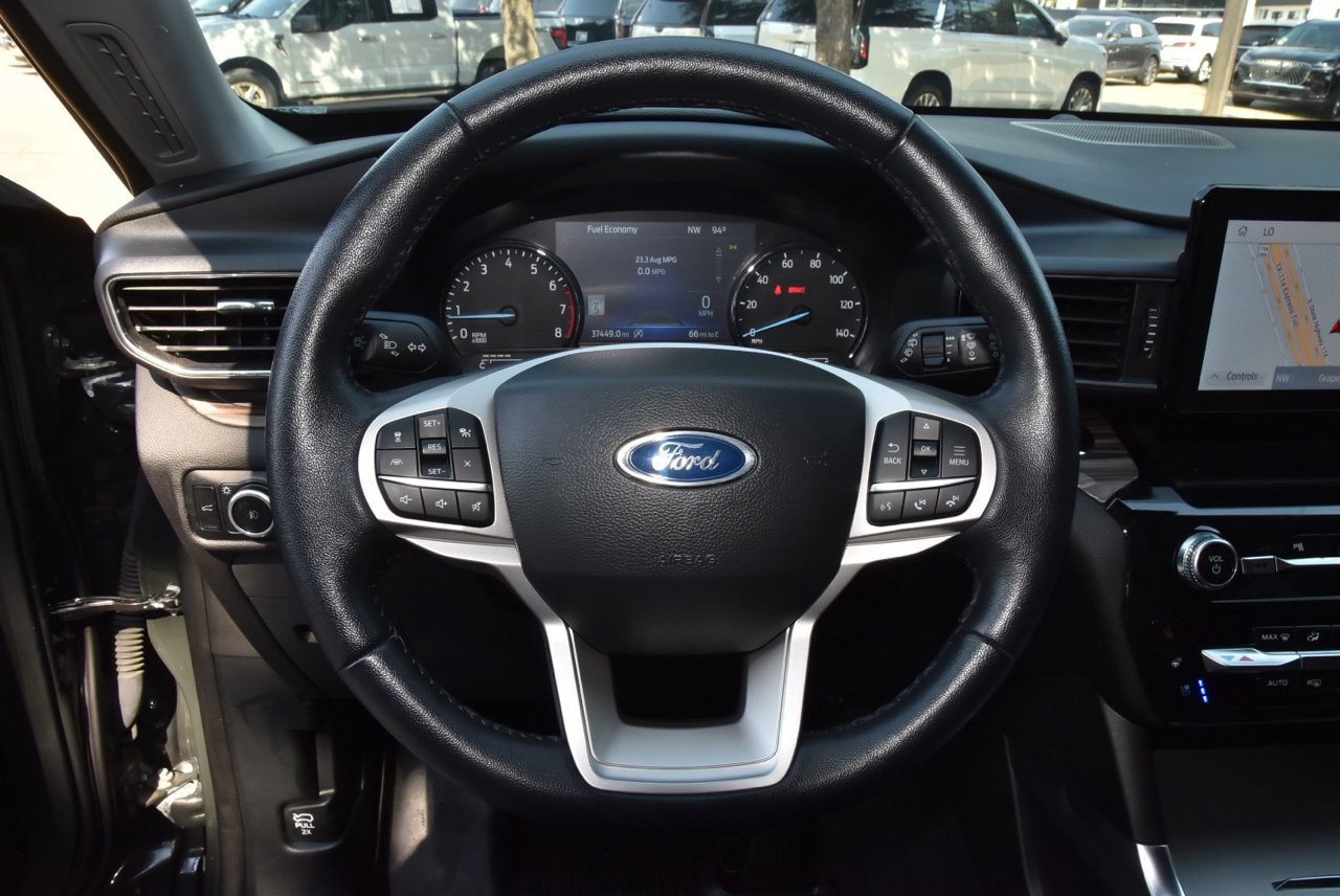 Certified 2023 Ford Explorer Limited AWD/4WD image 24