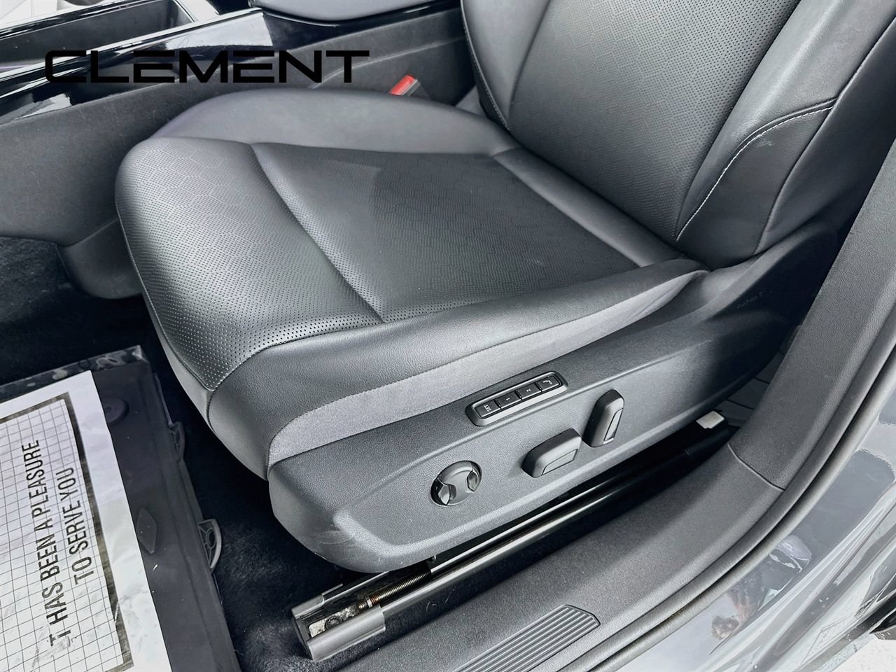 Used 2024 Volkswagen ID.4 S RWD image 29