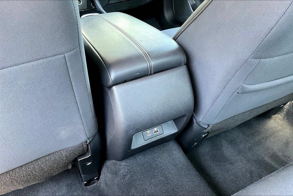 Used 2024 Nissan Altima 2.5 SV FWD image 12