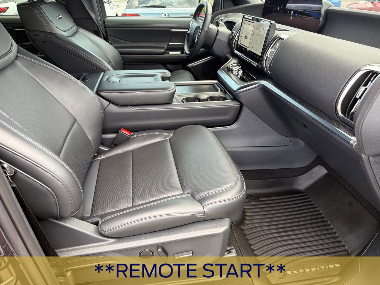 Certified 2025 Ford Expedition Platinum w/ Stealth Appearance Package AWD/4WD image 15