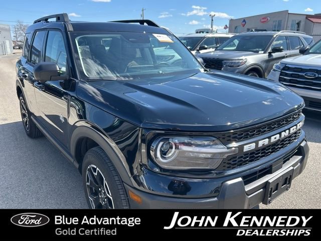 Certified 2025 Ford Bronco Sport Outer Banks w/ Outer Banks Tech Package+ AWD/4WD image 4