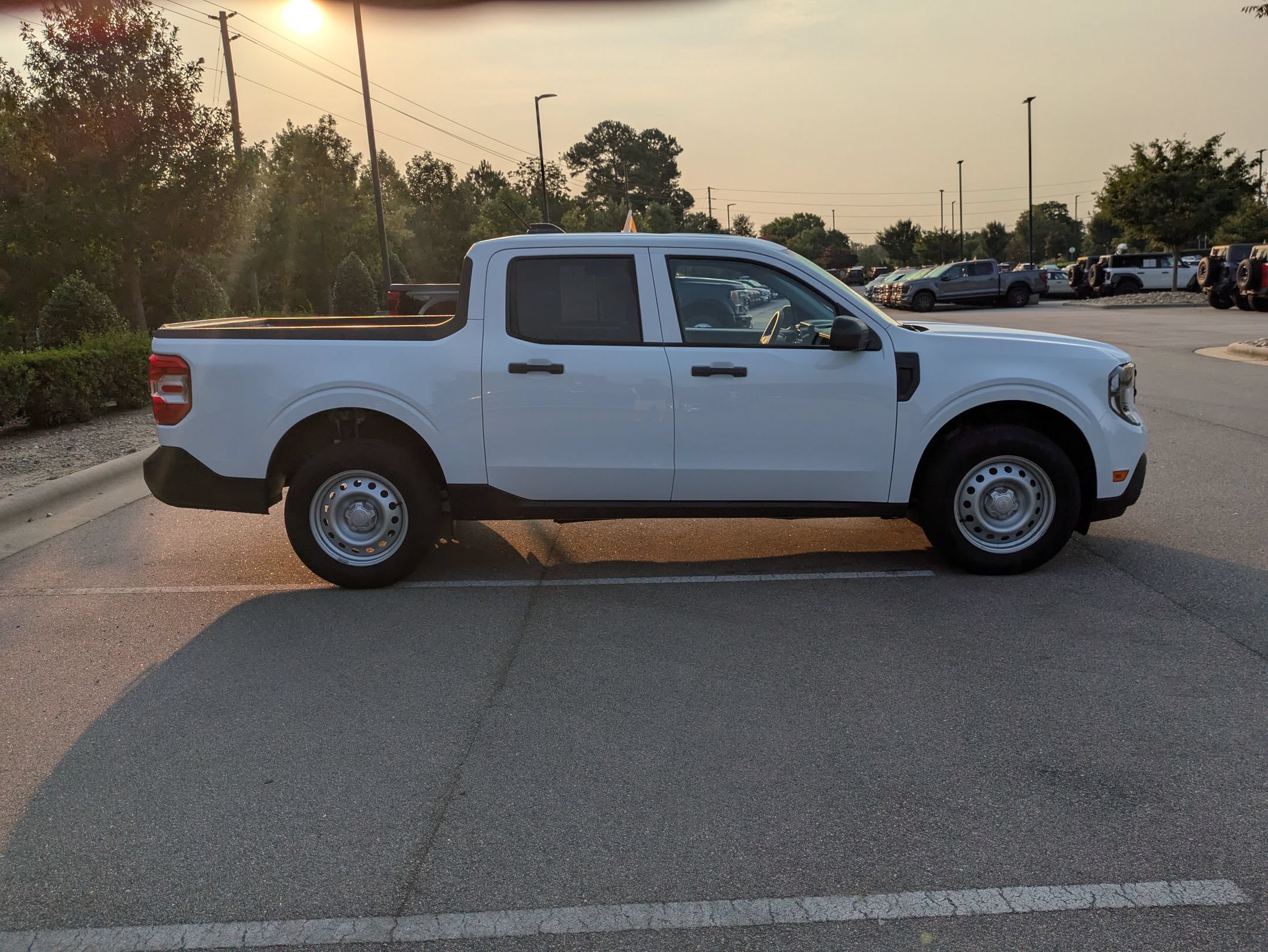 Certified 2026 Ford Maverick XL FWD image 3