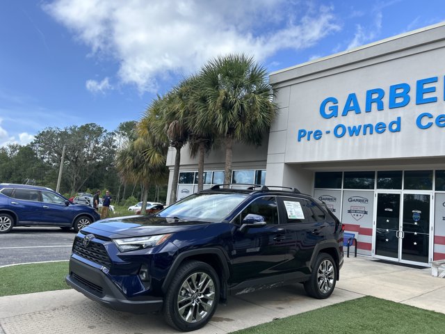 Used 2023 Toyota RAV4 XLE Premium FWD image 7