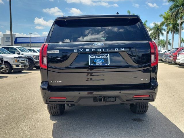 Certified 2025 Ford Expedition Max Active AWD/4WD image 5