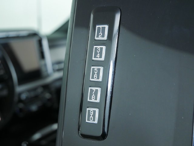 Certified 2024 Ford F350 Platinum AWD/4WD image 19