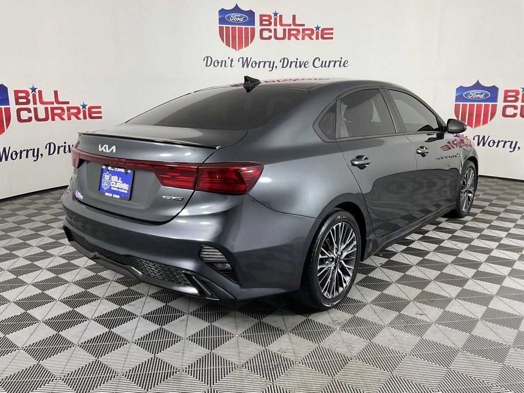Used 2023 Kia Forte GT-Line w/ GT-Line Premium Package FWD image 3