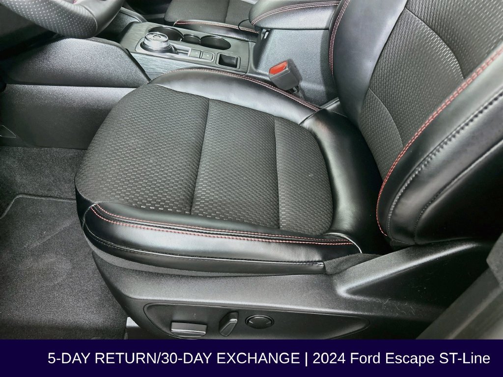 Certified 2024 Ford Escape ST-Line w/ Tech Pack #1 FWD image 24