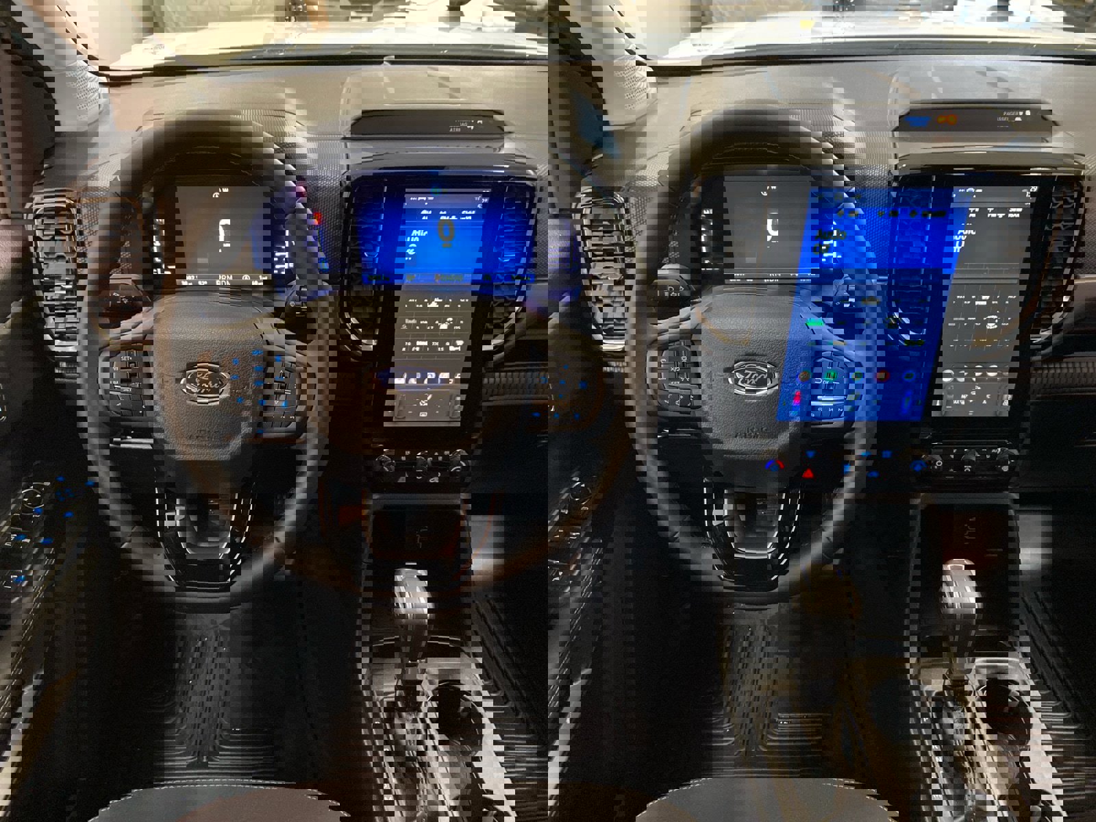 Certified 2024 Ford Ranger XLT w/ Technology Package image 11