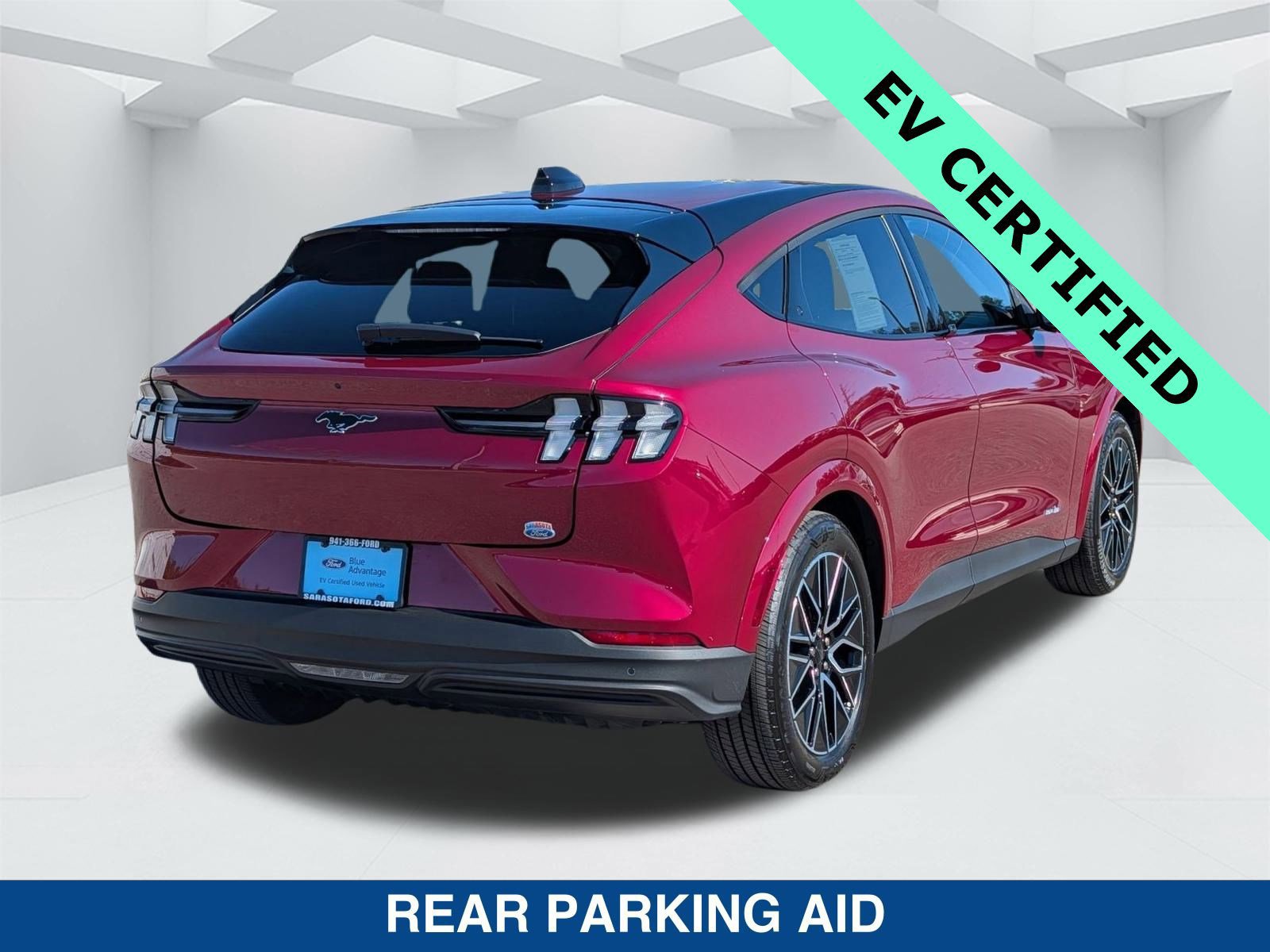 Certified 2025 Ford Mustang Mach-E Premium image 5