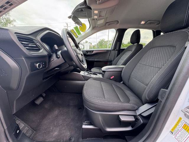 Certified 2025 Ford Escape Active AWD/4WD image 10