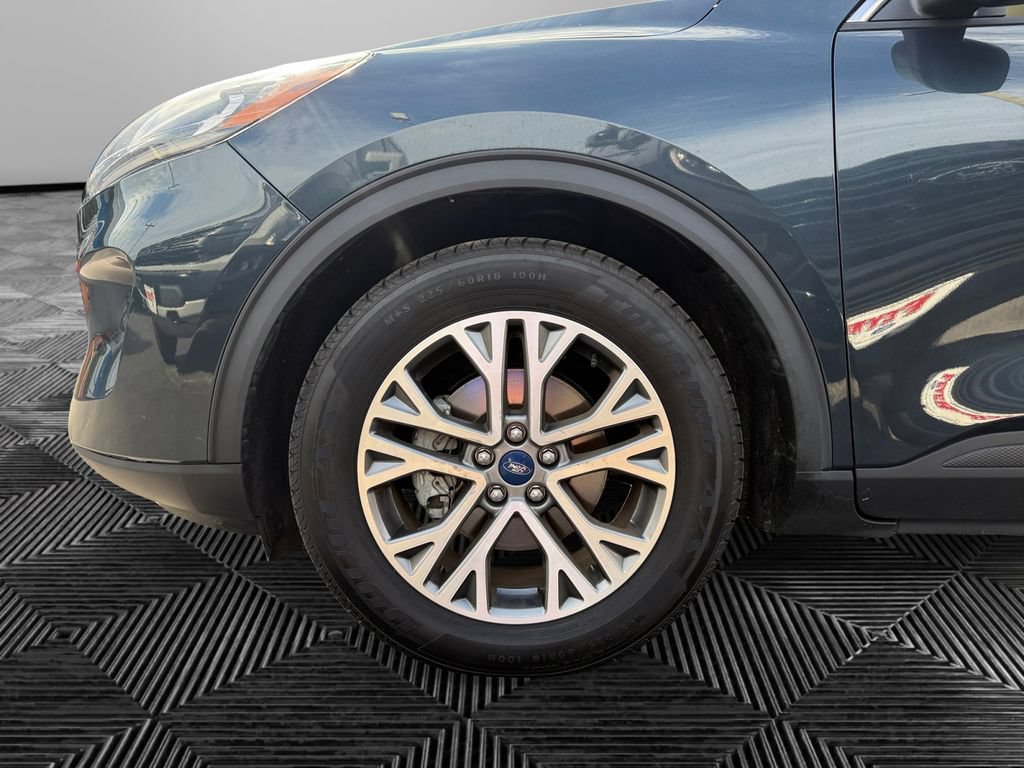 Certified 2022 Ford Escape SEL w/ Technology Package FWD image 14