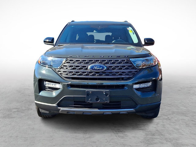 Certified 2023 Ford Explorer XLT w/ Equipment Group 202A AWD/4WD image 2