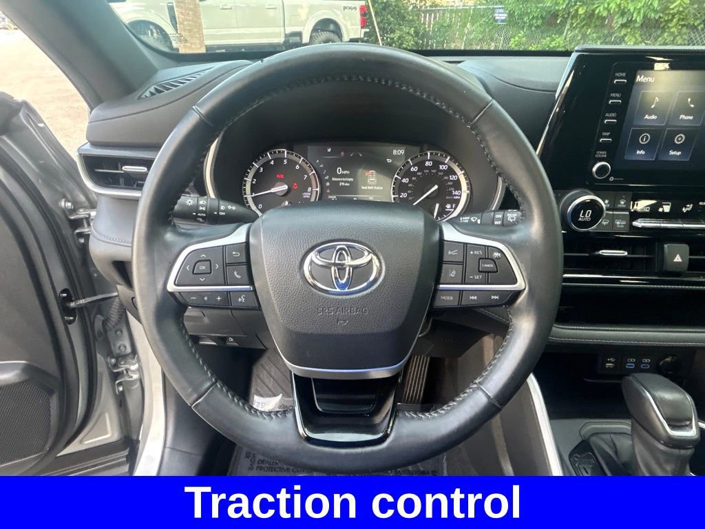 Used 2022 Toyota Highlander XSE image 20